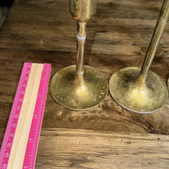 Vintage Brass Set of 4 Candle Stick Holders Home Decorations & Home Decor - Picture 8 of 15